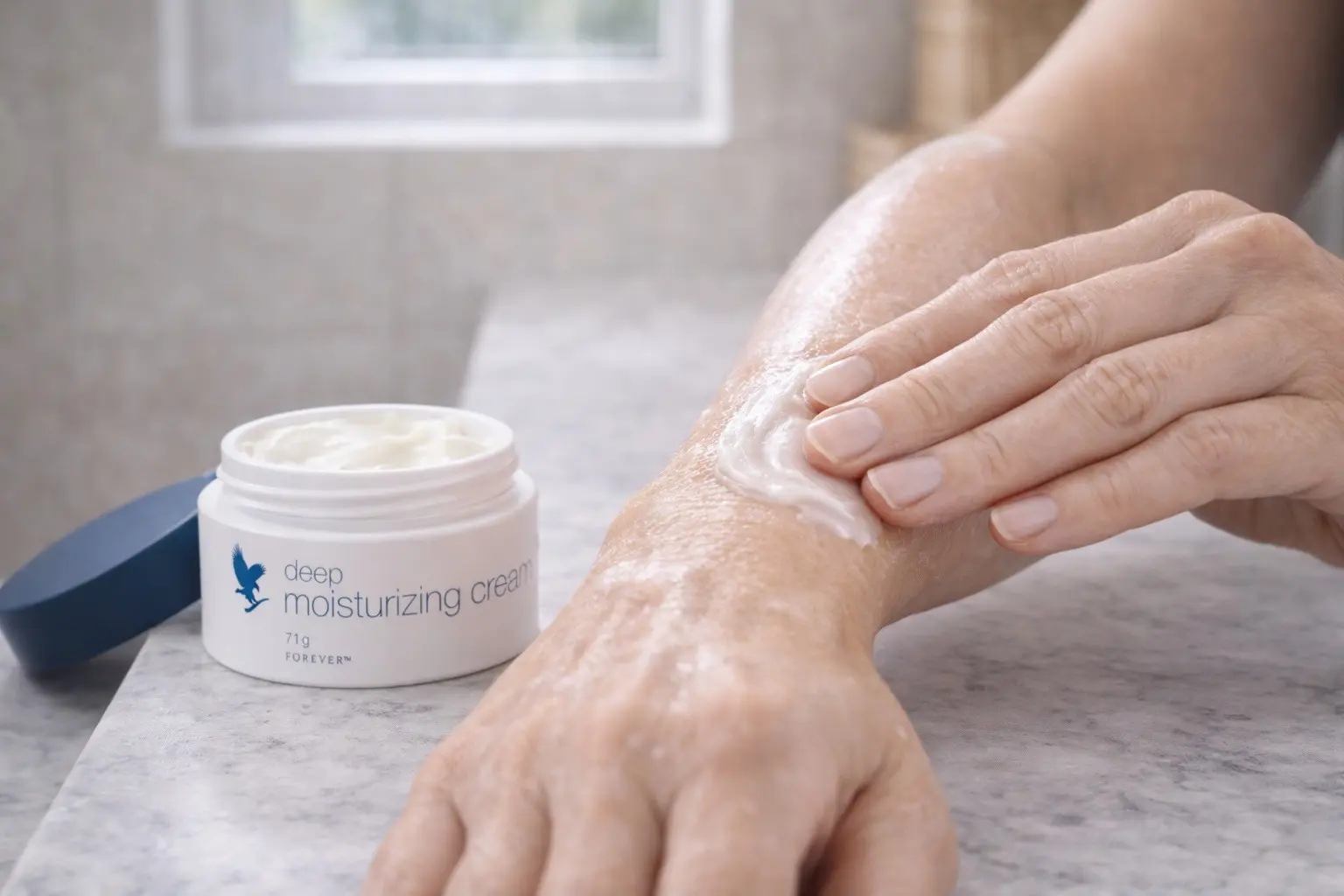 Deep Moisturizing Cream – dodatkowe zdjęcie