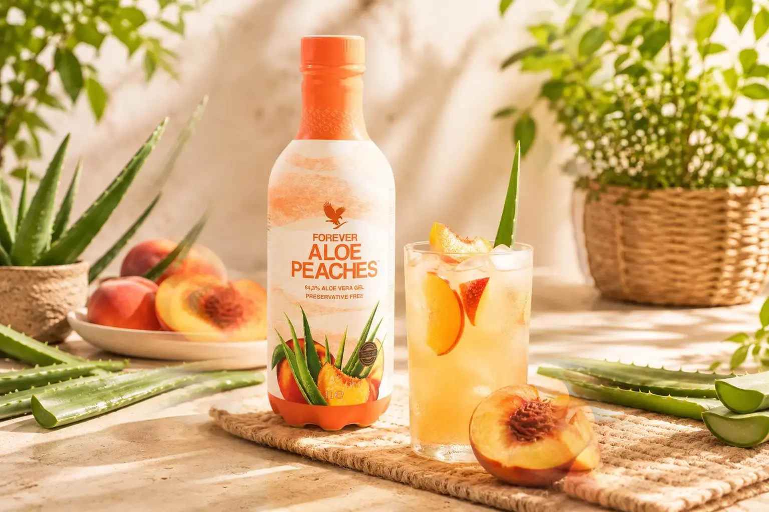 Schłodzony Forever Aloe Peaches z brzoskwinią
