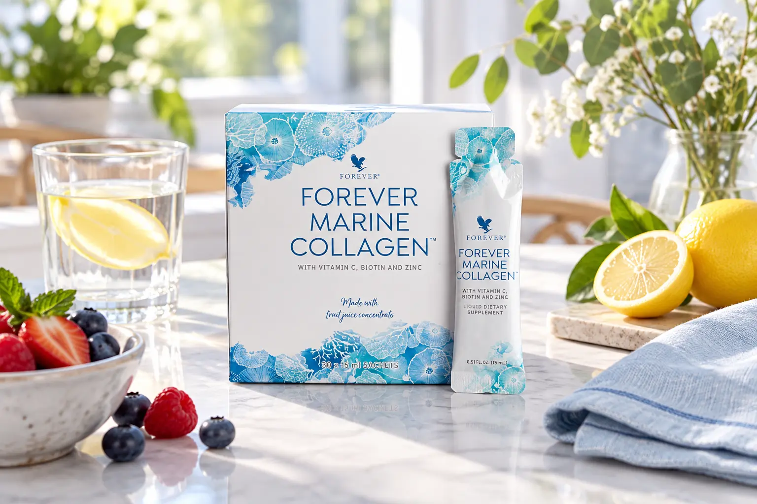 Forever Marine Collagen w porannej aranżacji kuchennej z cytrusami